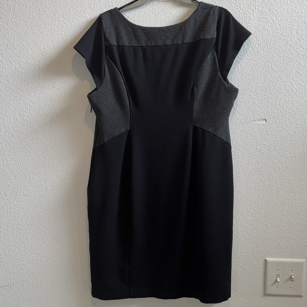 6th & LN Lane Bryant Colorblocked Pencil Dress - Picture 6 of 8